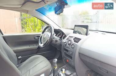 Седан Renault Megane 2004 в 