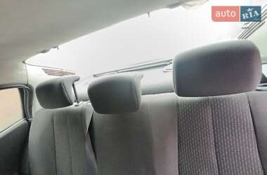 Седан Renault Megane 2004 в 