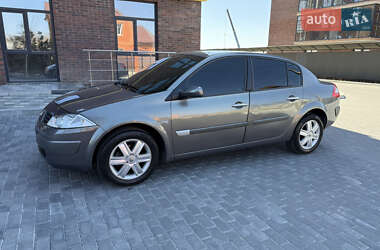 Седан Renault Megane 2005 в 