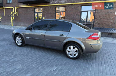 Седан Renault Megane 2005 в 