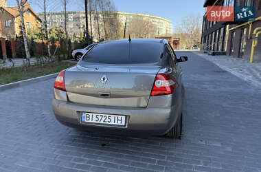 Седан Renault Megane 2005 в 
