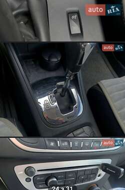 Хэтчбек Renault Megane 2013 в 
