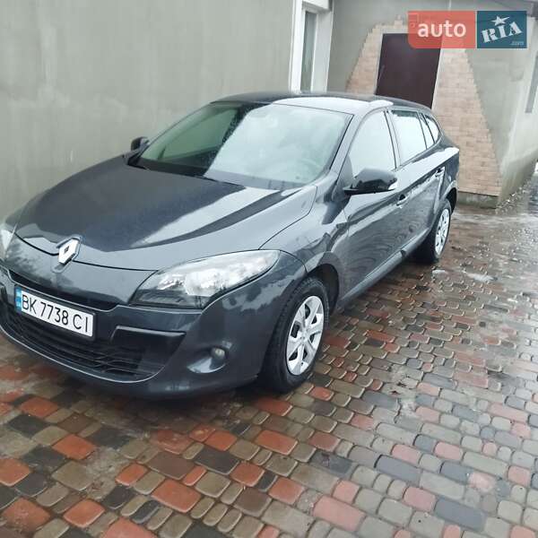 Универсал Renault Megane 2011 в Остроге фото 5 Универсал Renault Megane 2011 в Остроге