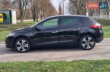 Хэтчбек Renault Megane 2011 в 