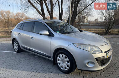 Універсал Renault Megane 2010 в 
