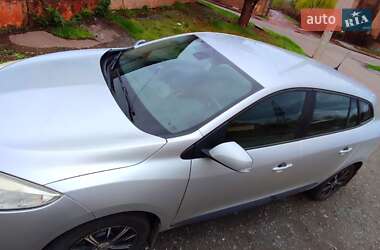 Универсал Renault Megane 2010 в 