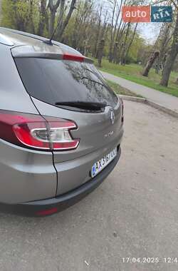 Универсал Renault Megane 2011 в 
