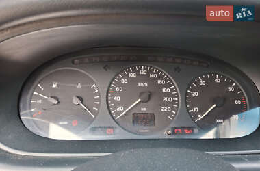 Седан Renault Megane 1999 в 