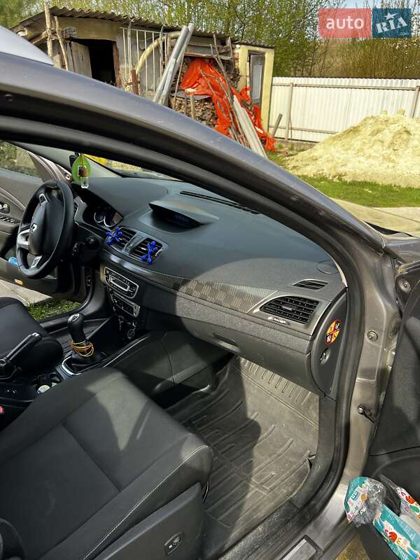 Универсал Renault Megane 2012 в Новом Роздоле