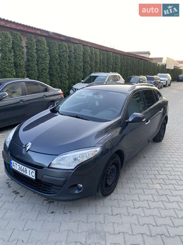 Універсал Renault Megane 2011 в Івано-Франківську