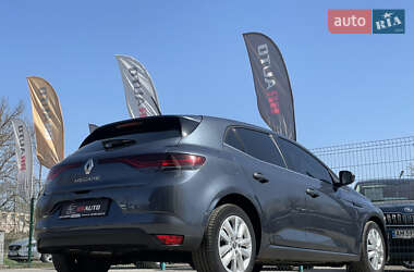 Хэтчбек Renault Megane 2021 в 