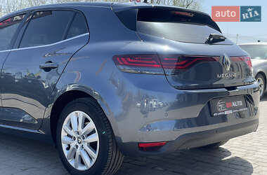 Хэтчбек Renault Megane 2021 в 