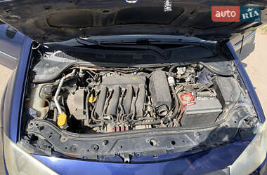 Седан Renault Megane 2005 в 