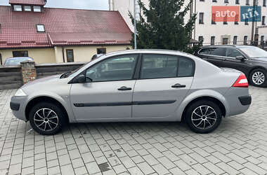 Седан Renault Megane 2003 в 