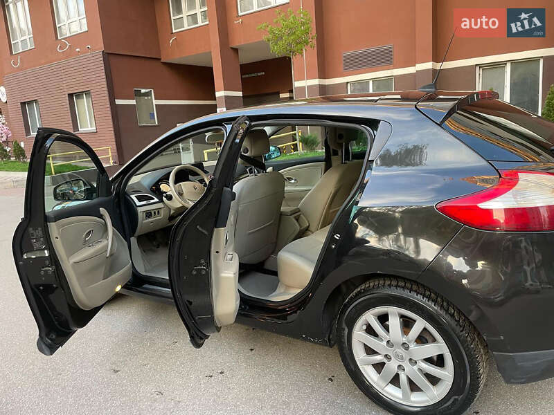 Хэтчбек Renault Megane 2010 в Киеве фото 13 Хэтчбек Renault Megane 2010 в Киеве