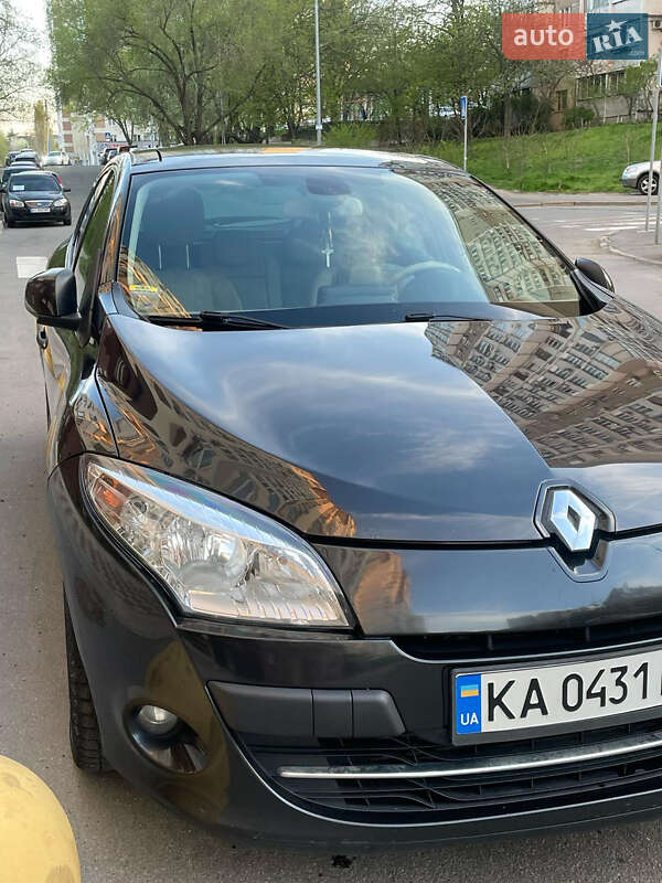 Хэтчбек Renault Megane 2010 в Киеве фото 4 Хэтчбек Renault Megane 2010 в Киеве