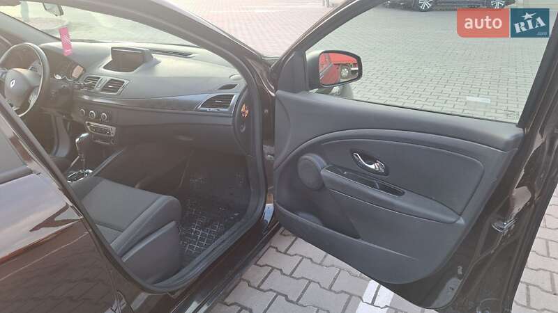 Хэтчбек Renault Megane 2013 в Луцке фото 3 Хэтчбек Renault Megane 2013 в Луцке