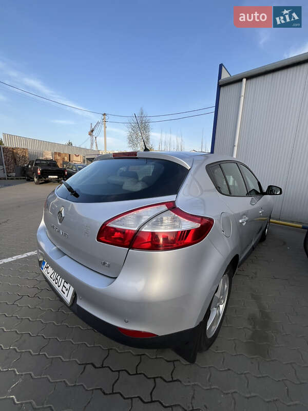 Хэтчбек Renault Megane 2011 в Луцке фото 4 Хэтчбек Renault Megane 2011 в Луцке