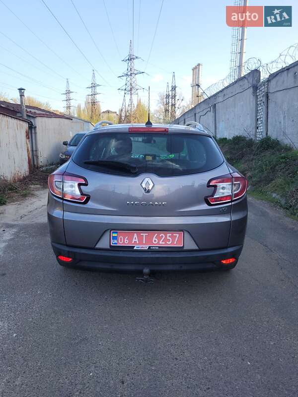 Универсал Renault Megane 2013 в Киеве фото 7 Универсал Renault Megane 2013 в Киеве