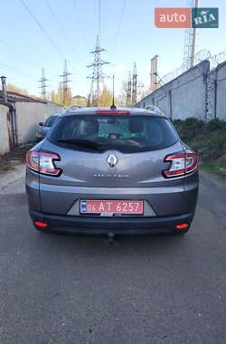 Универсал Renault Megane 2013 в 