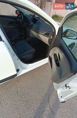 Хэтчбек Renault Megane 2011 в 