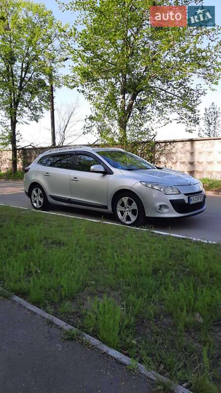 Универсал Renault Megane 2011 в Киеве