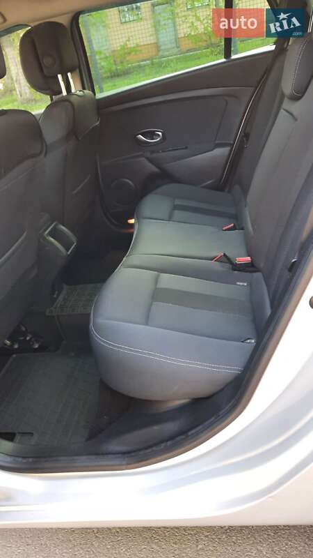 Универсал Renault Megane 2011 в Киеве