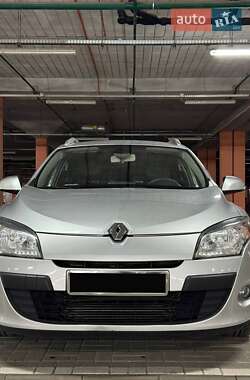Универсал Renault Megane 2011 в 