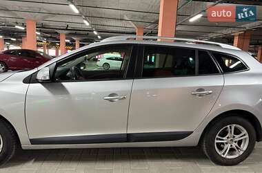 Универсал Renault Megane 2011 в 