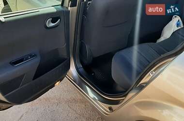 Седан Renault Megane 2009 в 