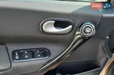 Седан Renault Megane 2009 в 