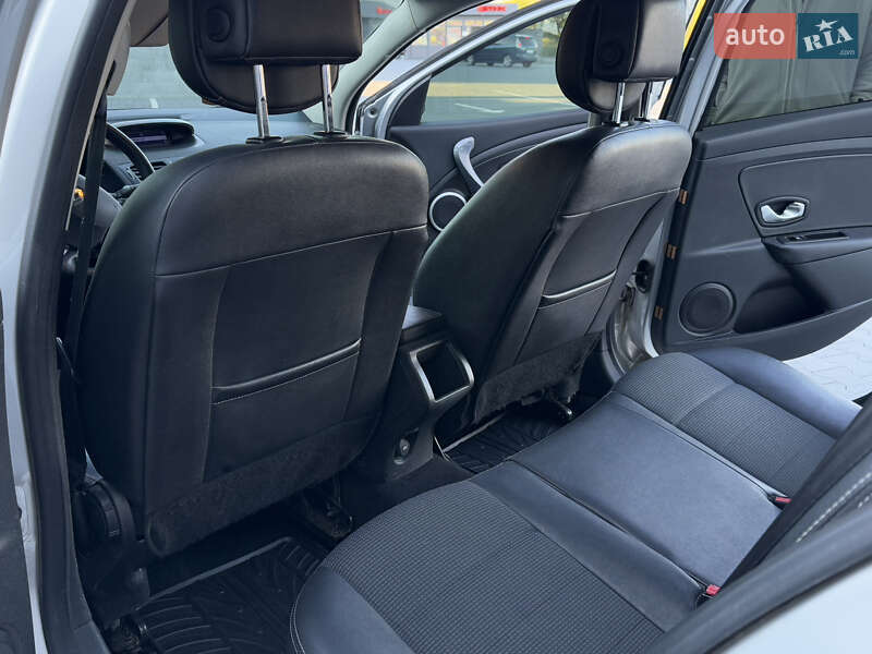 Універсал Renault Megane 2010 в Сарнах фото 8 Універсал Renault Megane 2010 в Сарнах