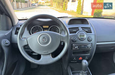 Универсал Renault Megane 2006 в  фото 25 Универсал Renault Megane 2006 в