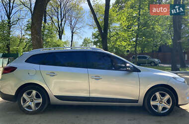 Универсал Renault Megane 2011 в 