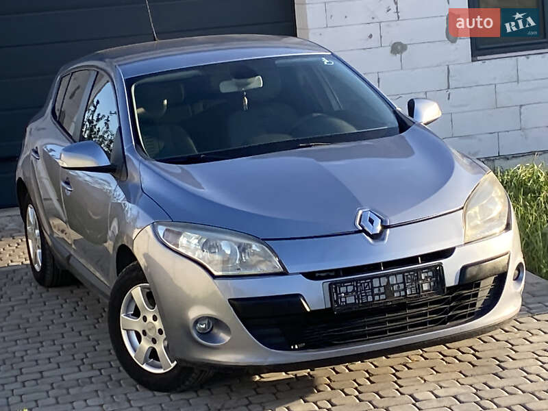 Хетчбек Renault Megane 2010 в Дніпрі