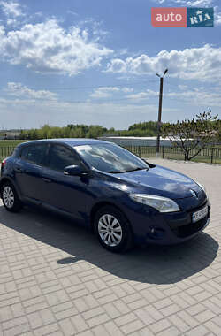Хетчбек Renault Megane 2008 в 