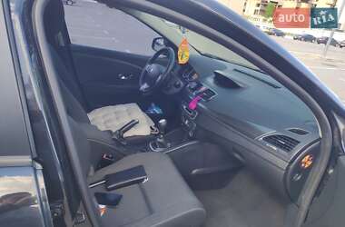 Универсал Renault Megane 2011 в 