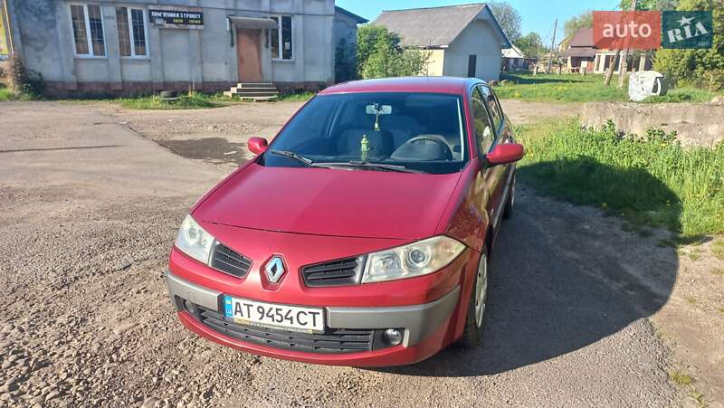 Седан Renault Megane 2006 в Долині