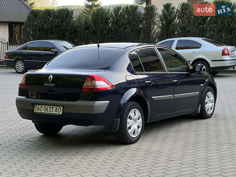 Седан Renault Megane 2007 в Сваляві