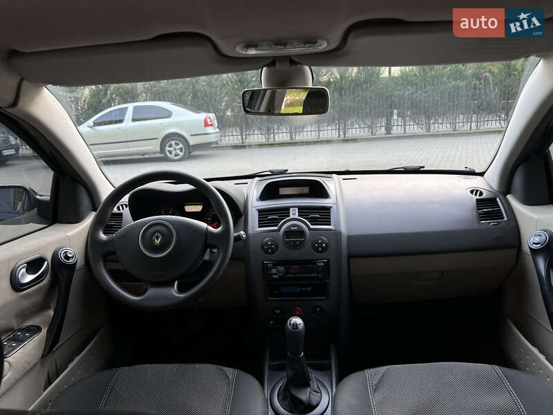 Седан Renault Megane 2007 в Сваляві