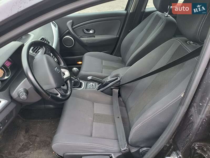 Хэтчбек Renault Megane 2009 в Кривом Роге