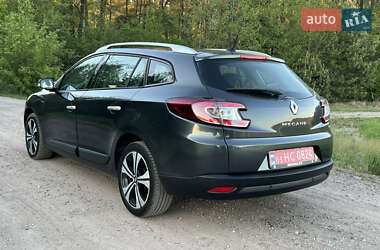 Универсал Renault Megane 2011 в 