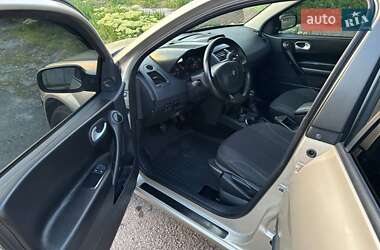 Седан Renault Megane 2008 в 