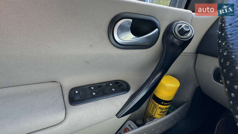 Хэтчбек Renault Megane 2007 в Синельниково фото 15 Хэтчбек Renault Megane 2007 в Синельниково