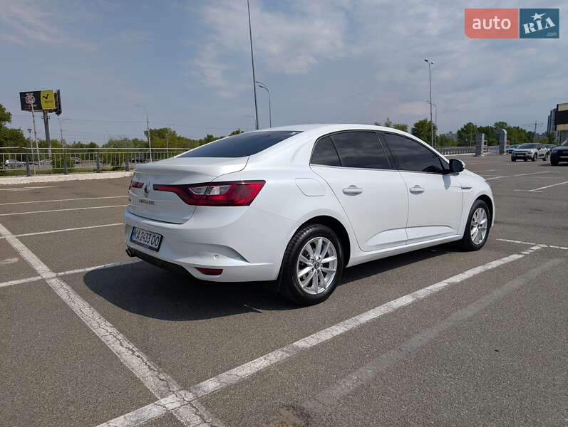 Седан Renault Megane 2020 в Киеве