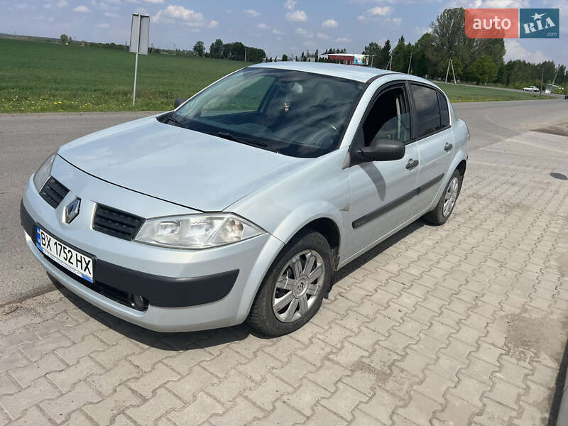 Седан Renault Megane 2004 в 