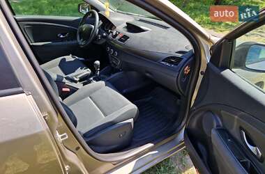 Универсал Renault Megane 2010 в 