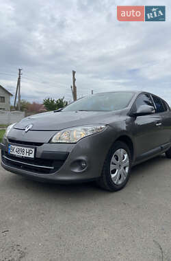 Хетчбек Renault Megane 2011 в Дубні