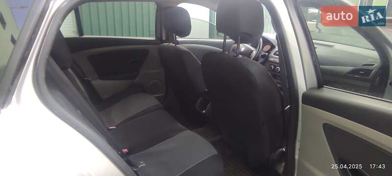 Универсал Renault Megane 2010 в Тернополе фото 18 Универсал Renault Megane 2010 в Тернополе