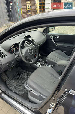 Хетчбек Renault Megane 2006 в 